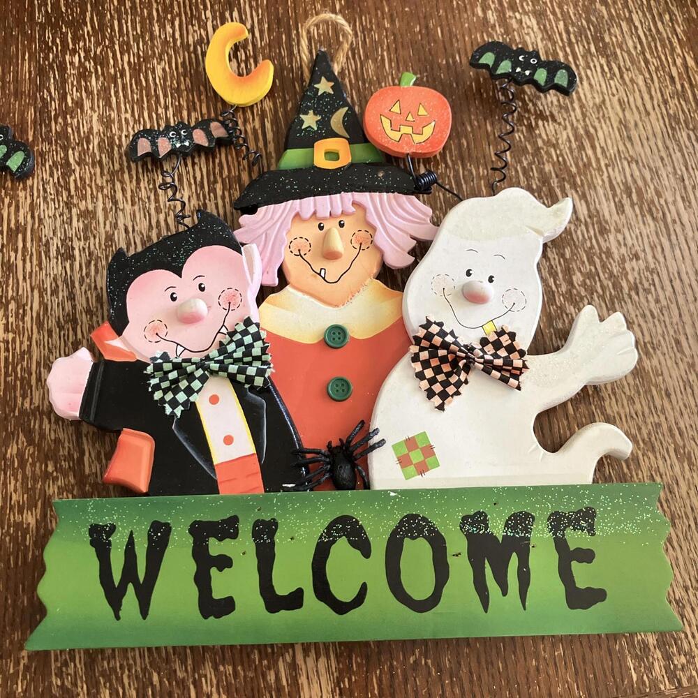 Welcome Sign Wooden Door Hanger Witch Ghost Vampire Wall Decor Halloween NWOB